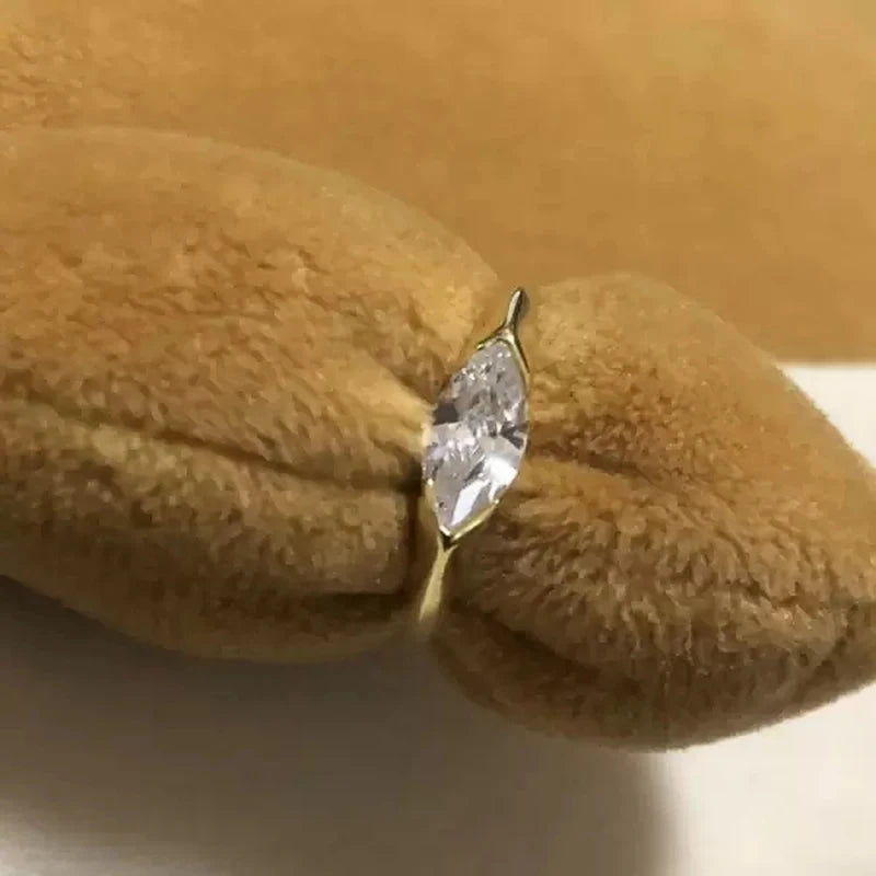 Anillo Regard
