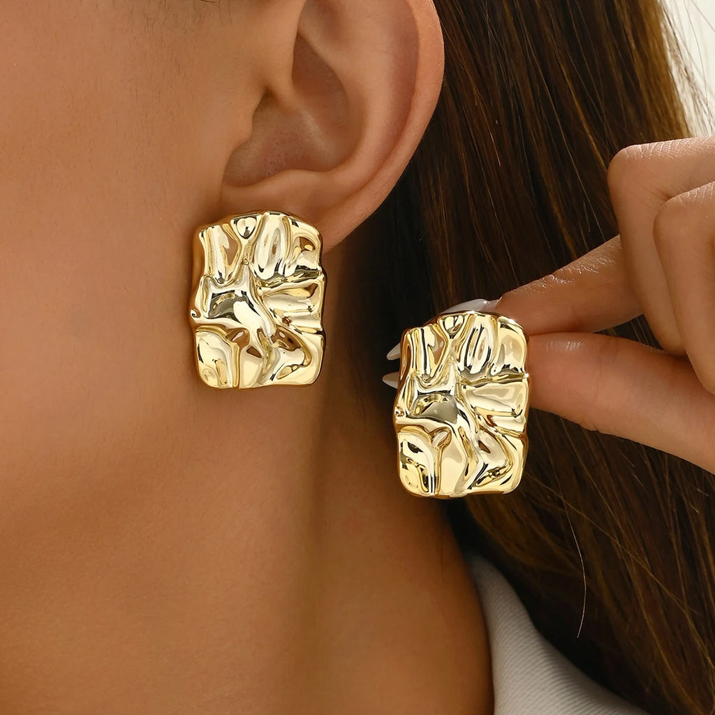 Aretes Relief