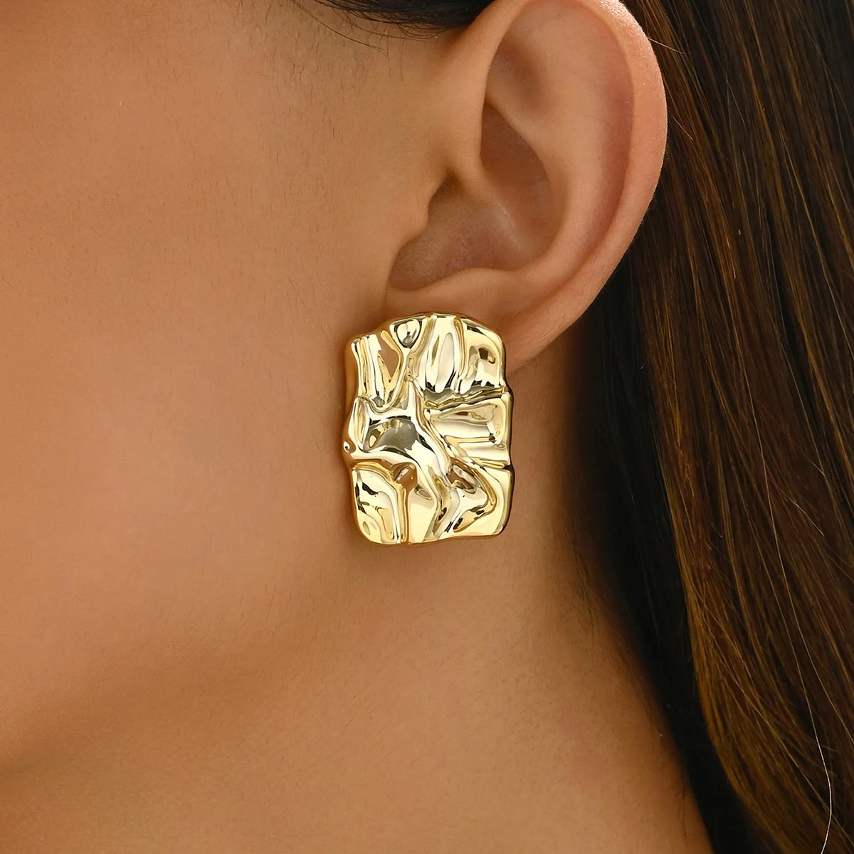 Aretes Relief